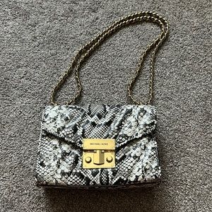 michael kors small flap chain crossbody bag